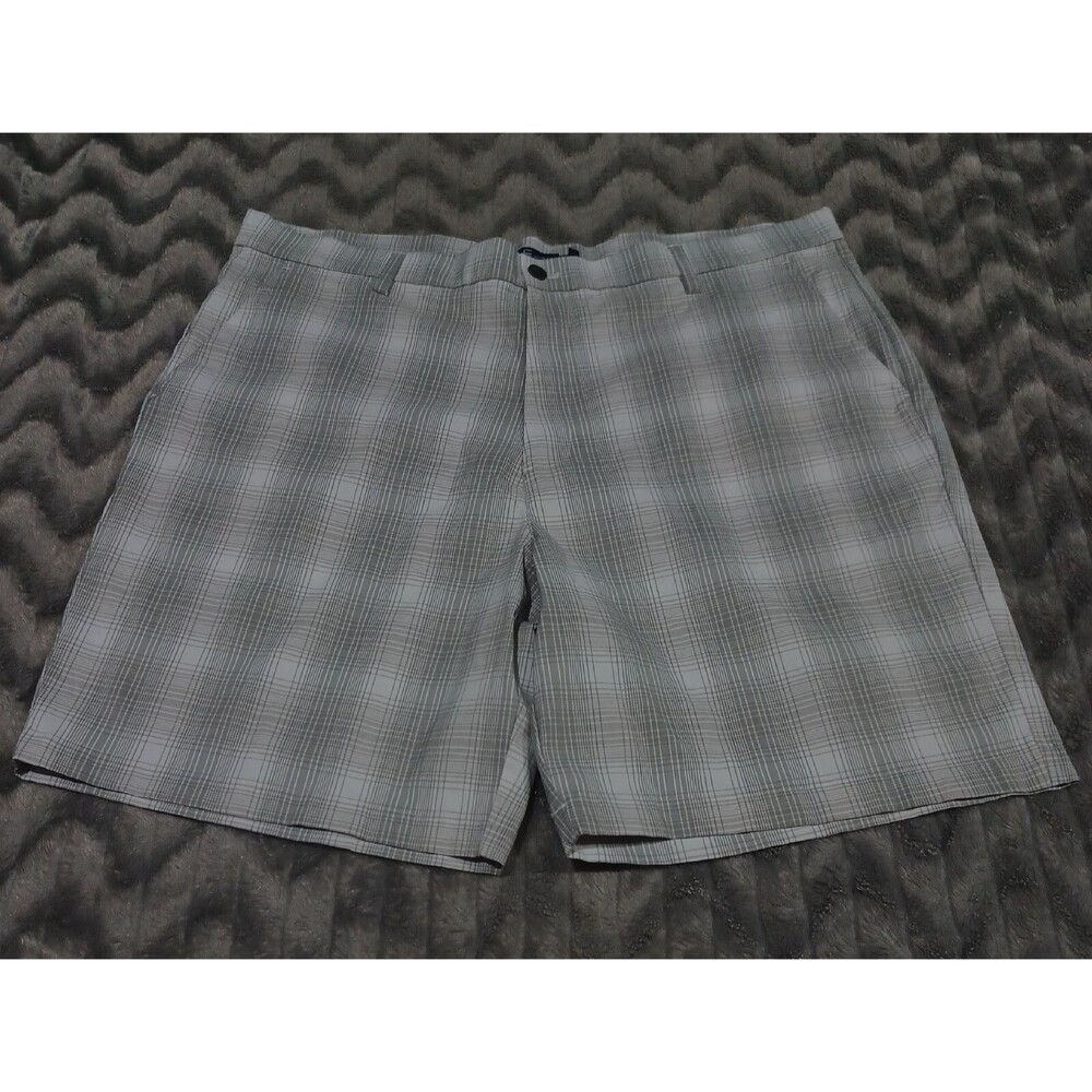 Chaps Golf 78 Mens Size 42 Gray White Plaid Flat Front Casual Golf Shorts